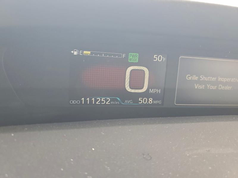 Фото 9 - TOYOTA PRIUS