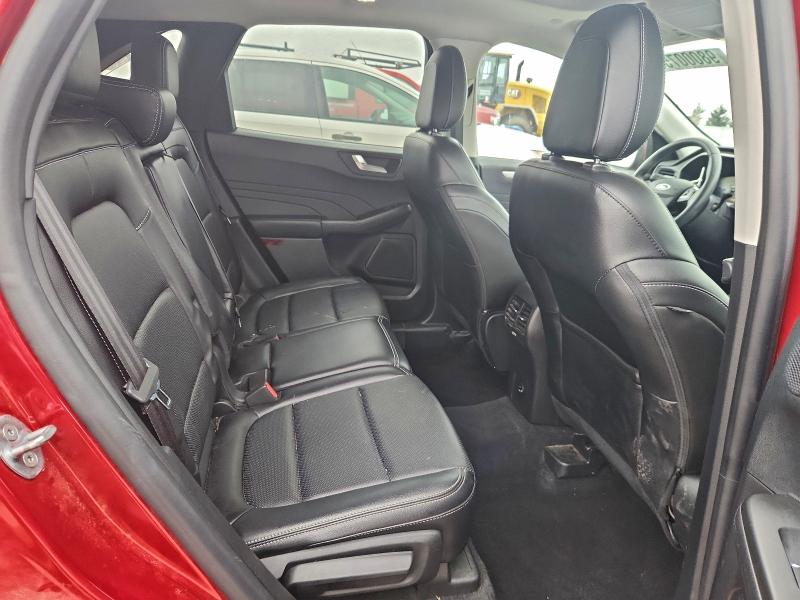 Фото 10 - FORD ESCAPE