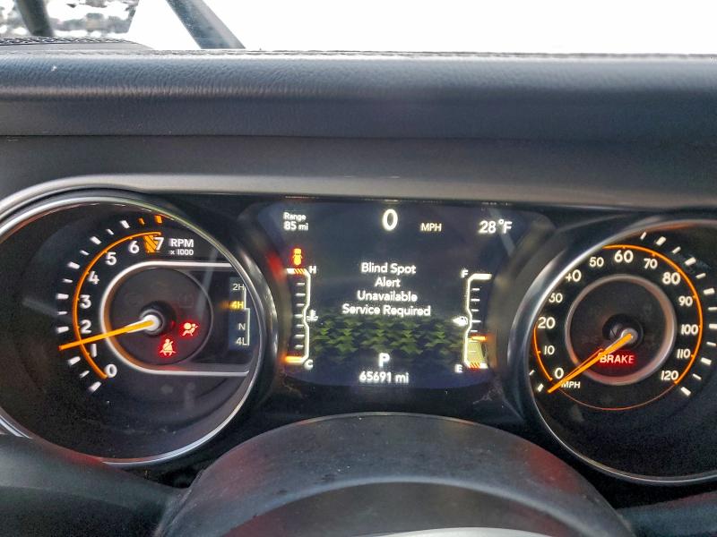 Фото 9 - JEEP WRANGLER