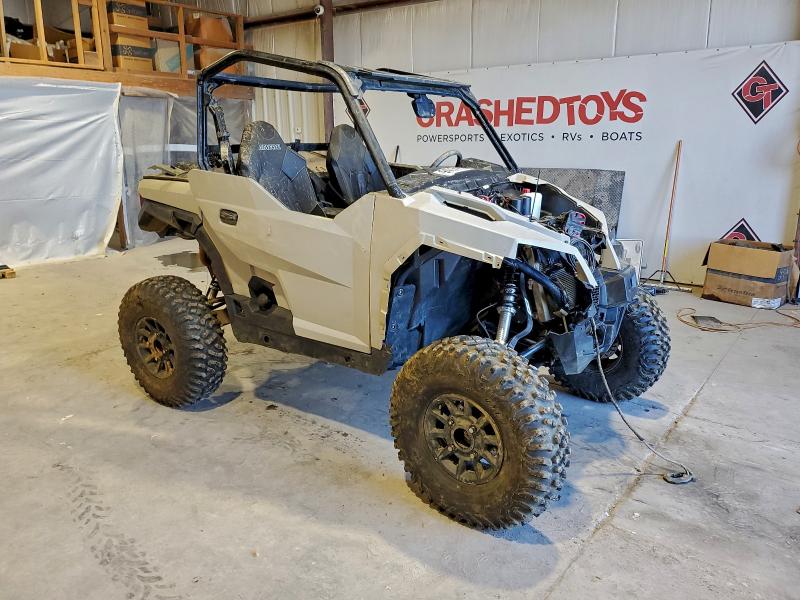 POLARIS SIDEBYSIDE 2024