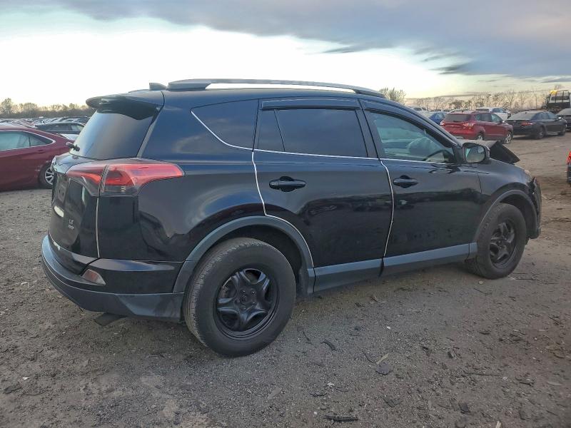 Фото 3 - TOYOTA RAV4