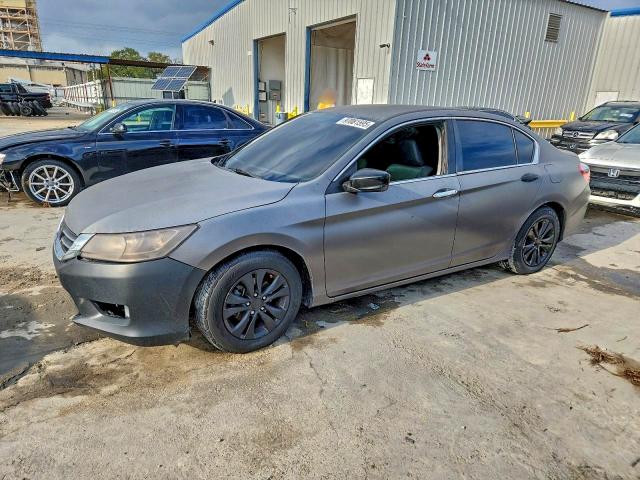 Фото 1 - HONDA ACCORD