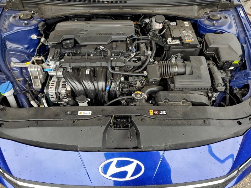 Фото 11 - HYUNDAI ELANTRA