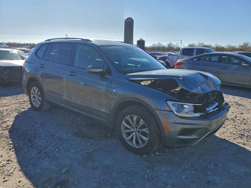 Фото 4 - VOLKSWAGEN TIGUAN