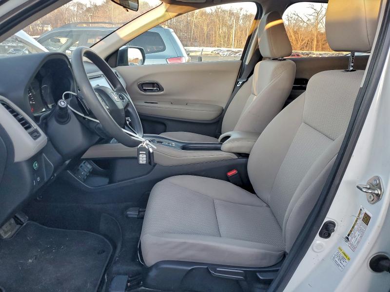 Фото 7 - HONDA HR-V