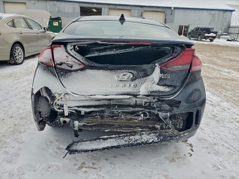 Фото 6 - HYUNDAI IONIQ