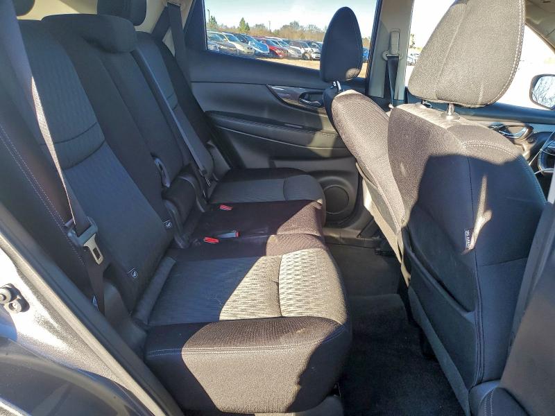 Фото 11 - NISSAN ROGUE