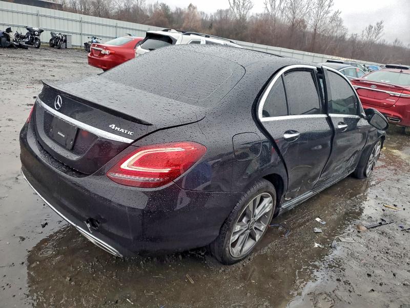 Фото 3 - MERCEDES-BENZ C-CLASS