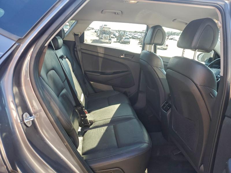 Фото 11 - HYUNDAI TUCSON