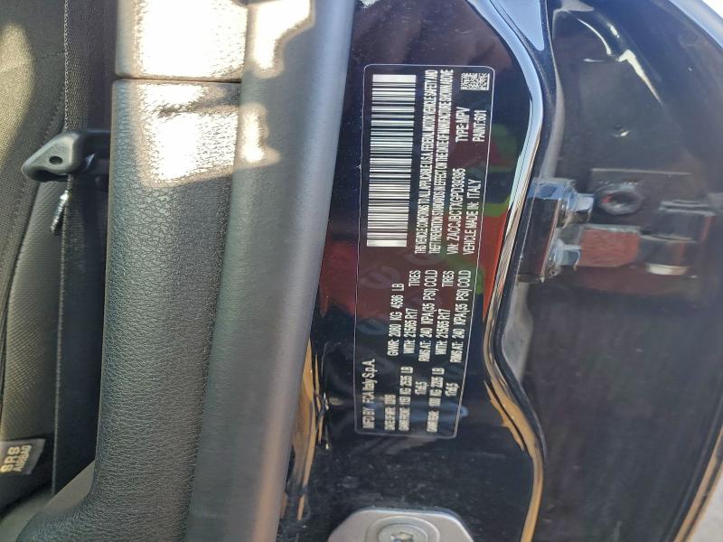 Фото 13 - JEEP RENEGADE