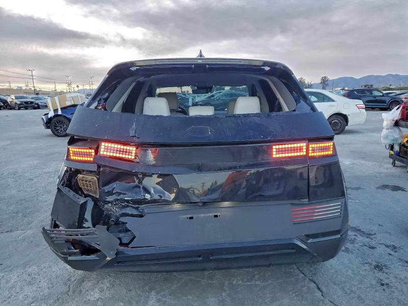 Фото 6 - HYUNDAI IONIQ
