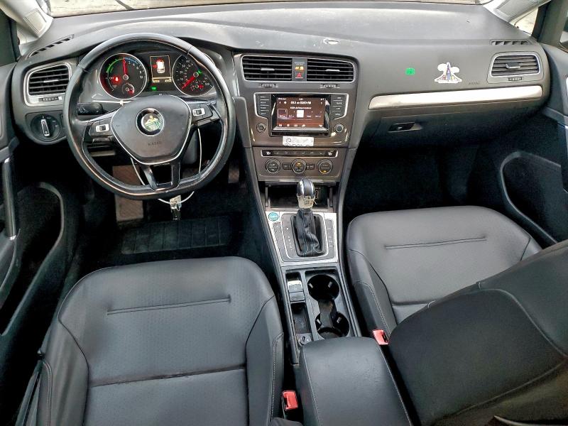 Фото 8 - VOLKSWAGEN GOLF