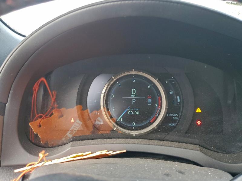 Фото 9 - LEXUS IS