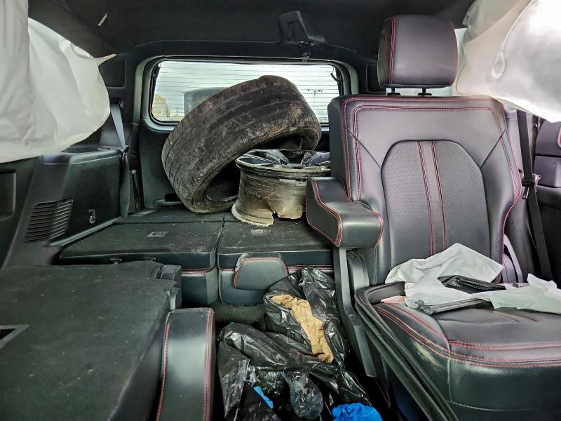 Фото 10 - FORD EXPEDITION