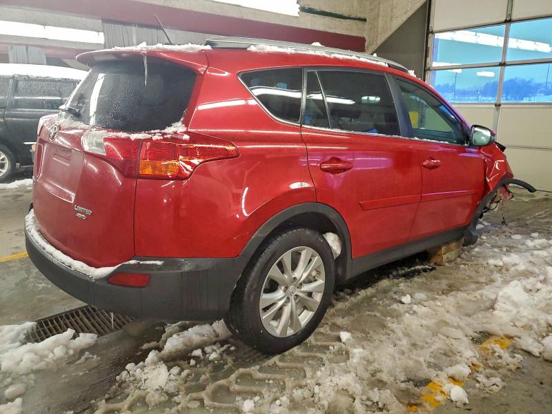 Фото 3 - TOYOTA RAV4