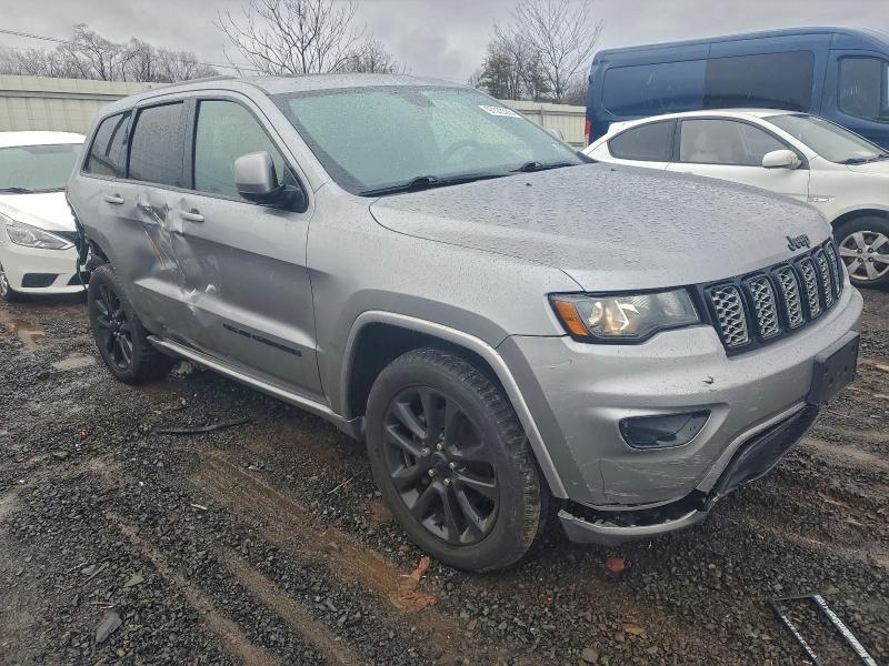 Фото 4 - JEEP GRAND CHER