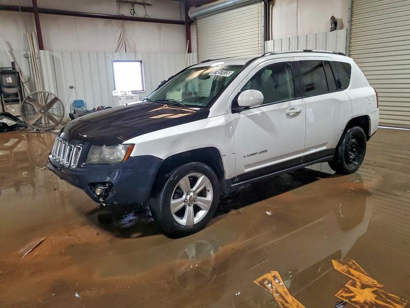 Фото 1 - JEEP COMPASS