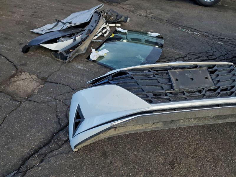 Фото 12 - HYUNDAI ELANTRA