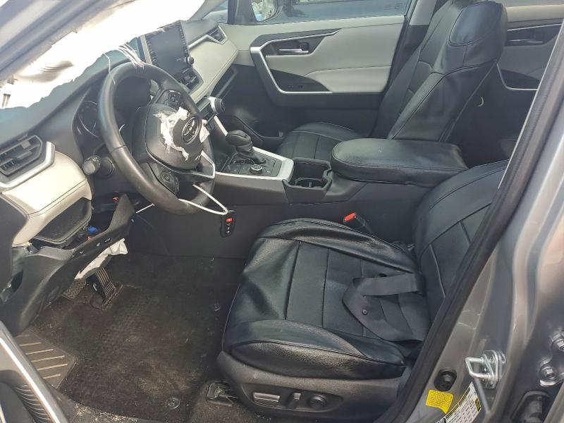 Фото 7 - TOYOTA RAV4