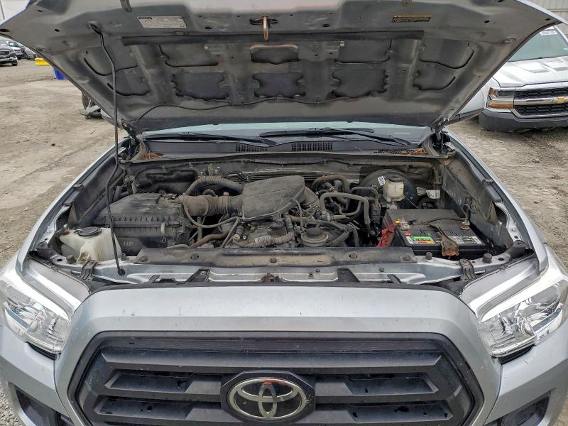 Фото 11 - TOYOTA TACOMA