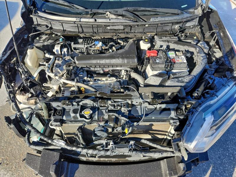 Фото 12 - NISSAN ROGUE