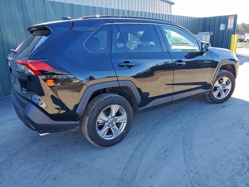 Фото 3 - TOYOTA RAV4