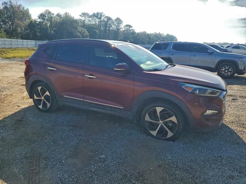 Фото 4 - HYUNDAI TUCSON