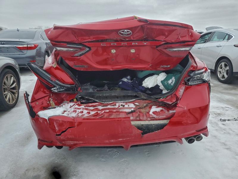 Фото 6 - TOYOTA CAMRY