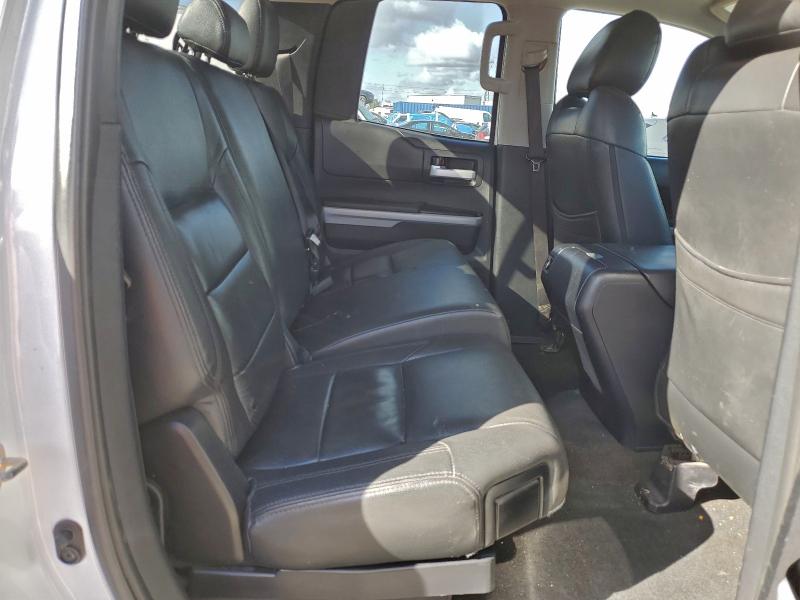 Фото 10 - TOYOTA TUNDRA