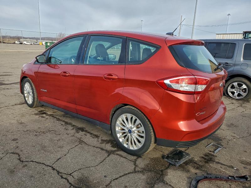 Фото 2 - FORD CMAX
