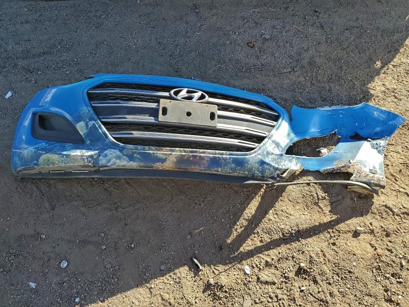 Фото 12 - HYUNDAI ELANTRA