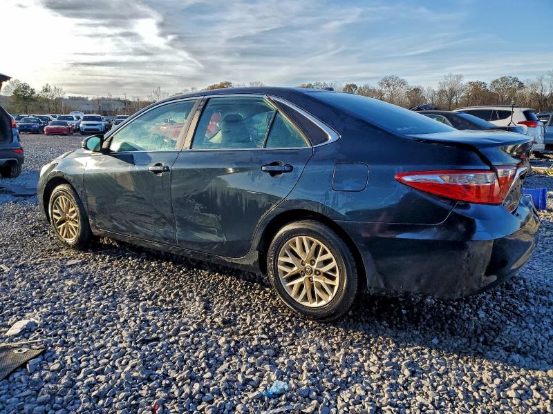 Фото 2 - TOYOTA CAMRY