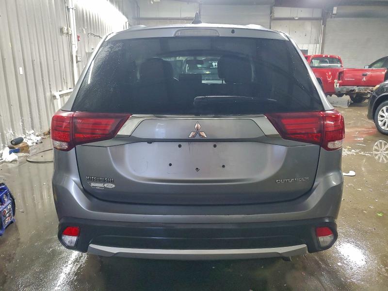 Фото 6 - MITSUBISHI OUTLANDER
