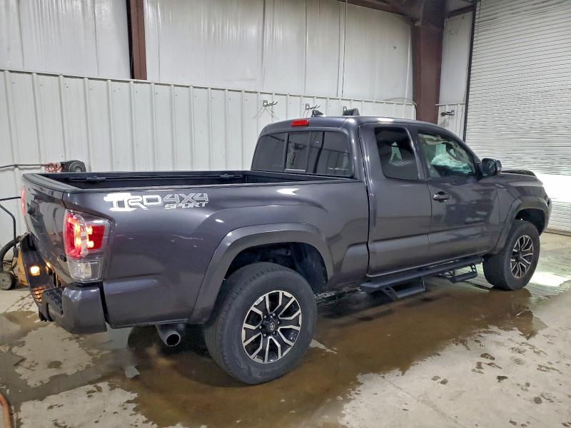 Фото 3 - TOYOTA TACOMA