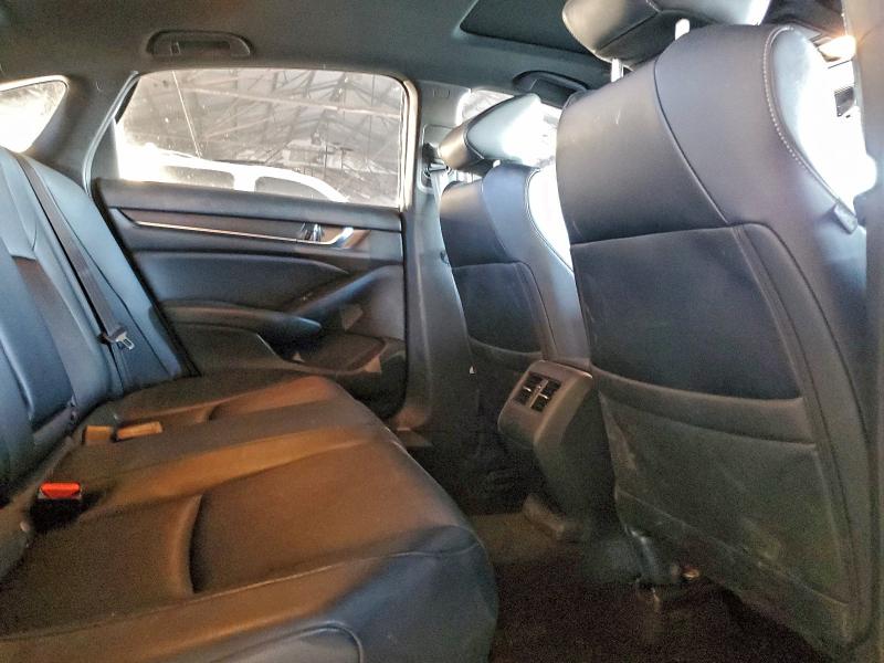 Фото 10 - HONDA ACCORD