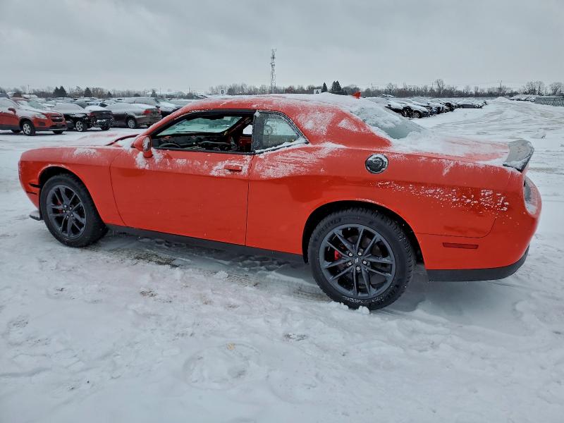 Фото 2 - DODGE CHALLENGER