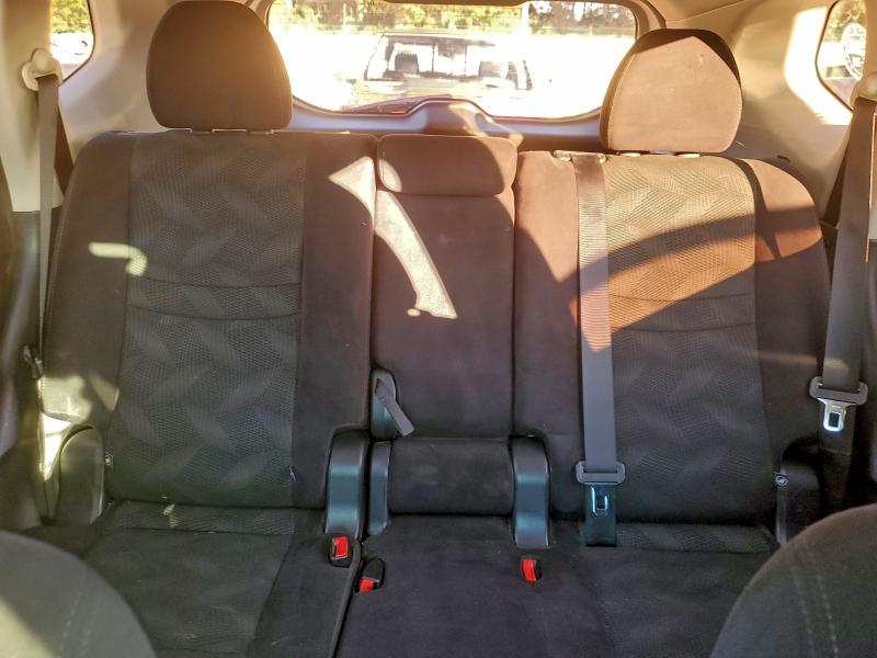 Фото 10 - NISSAN ROGUE