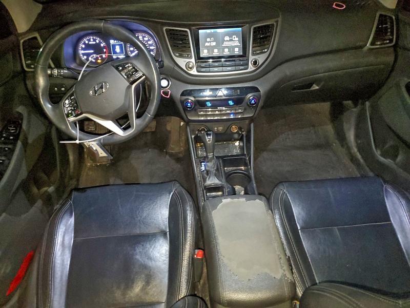 Фото 8 - HYUNDAI TUCSON