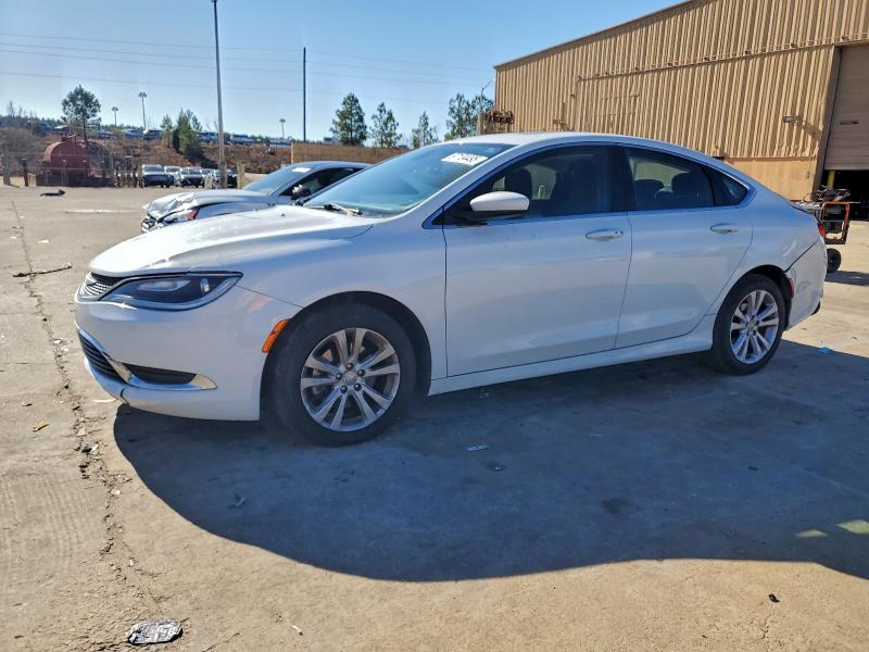 Фото 1 - CHRYSLER 200