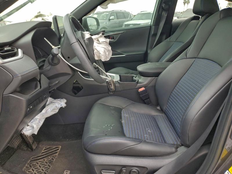 Фото 7 - TOYOTA RAV4