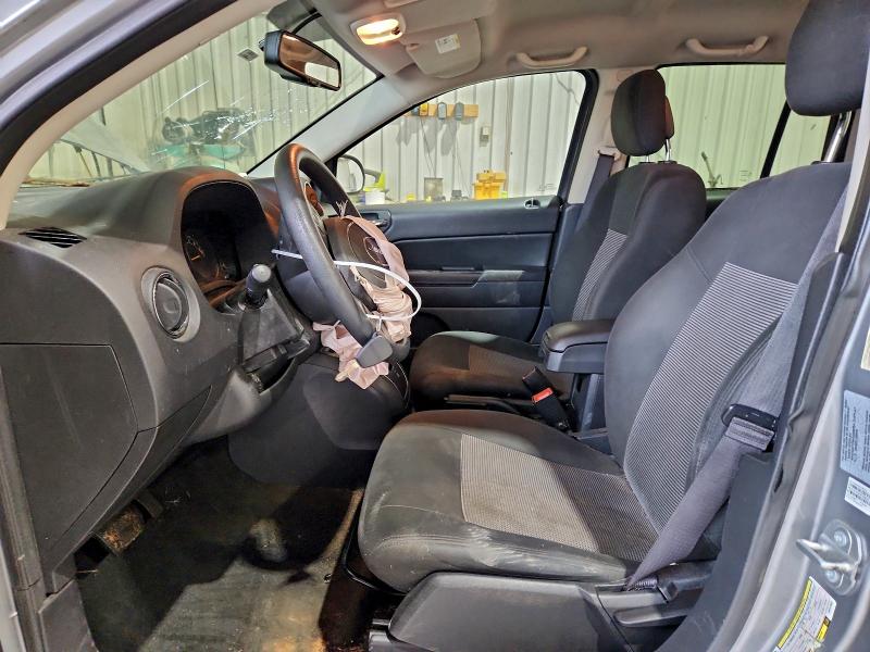 Фото 7 - JEEP COMPASS