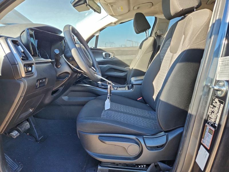 Фото 7 - KIA SORENTO