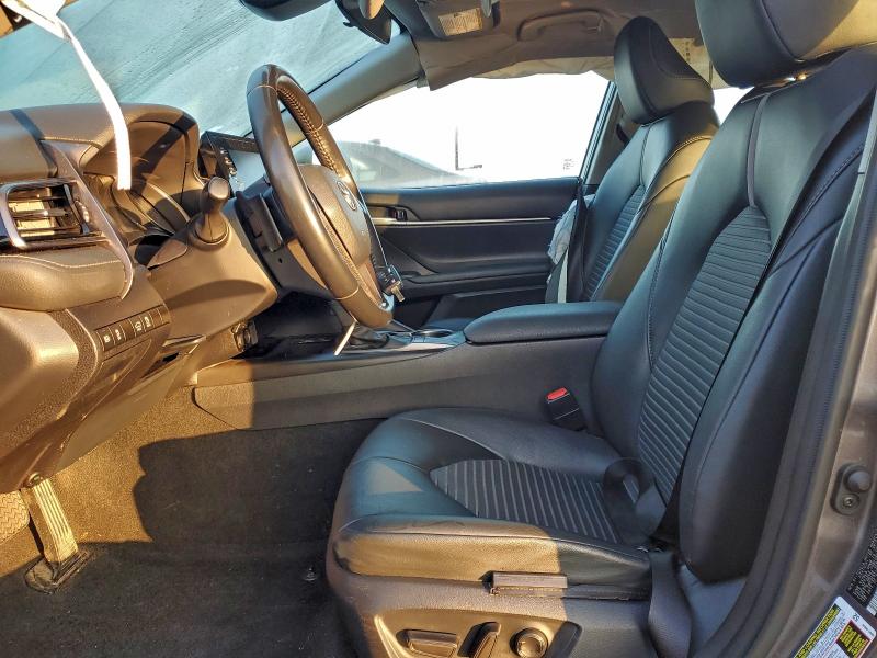 Фото 7 - TOYOTA CAMRY