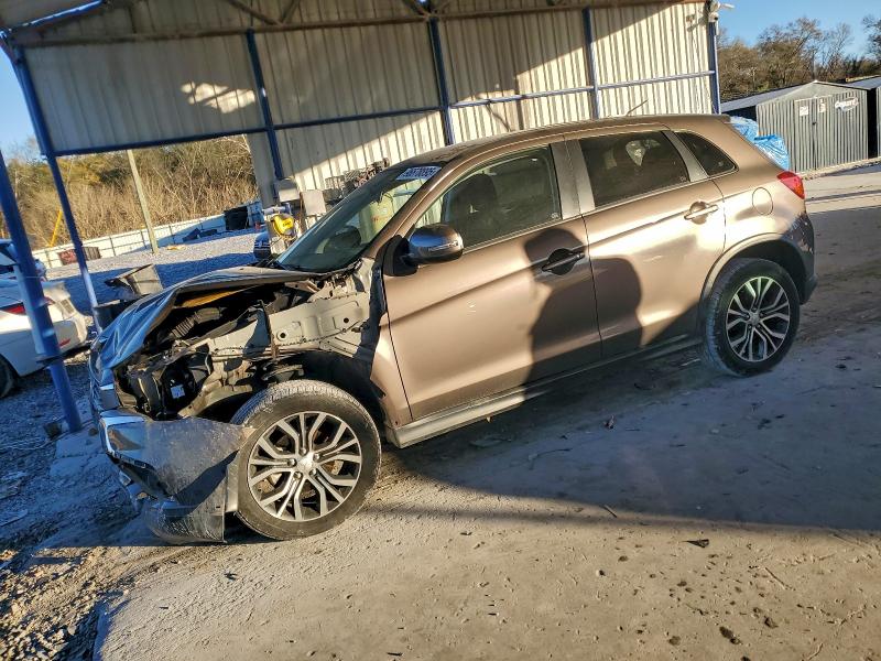 Фото 1 - MITSUBISHI OUTLANDER