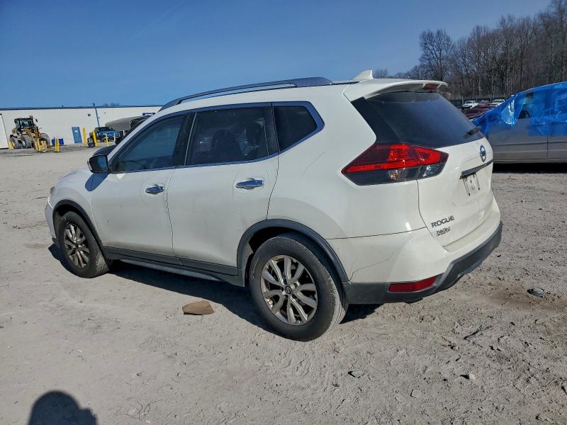 Фото 2 - NISSAN ROGUE