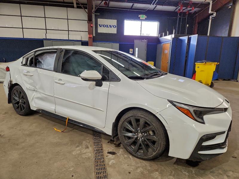 Фото 4 - TOYOTA COROLLA