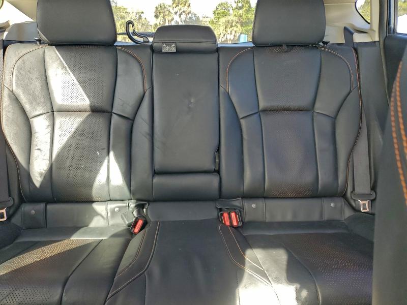 Фото 10 - SUBARU CROSSTREK