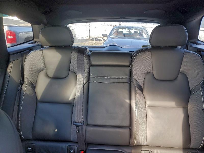 Фото 10 - VOLVO XC60