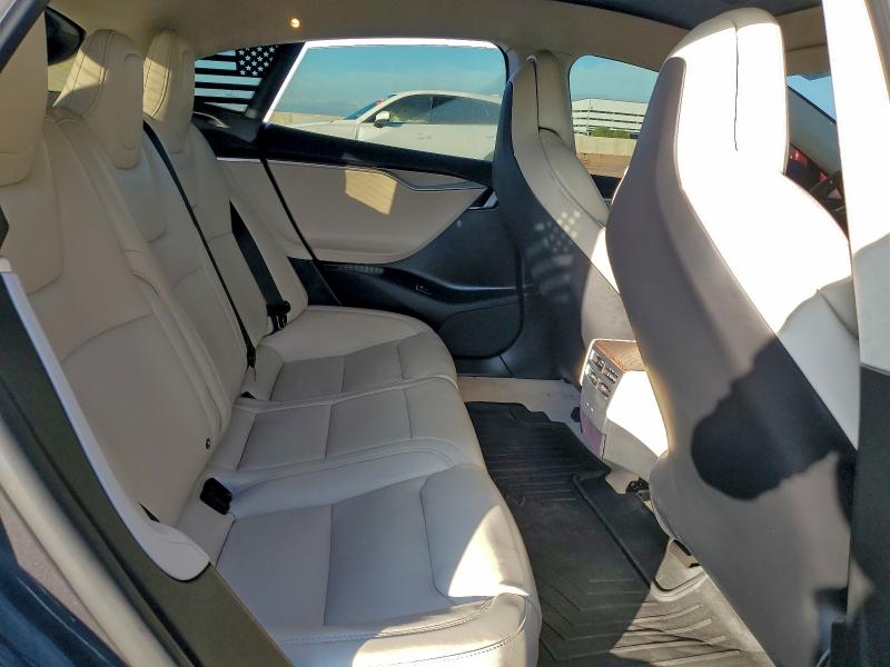 Фото 10 - TESLA MODEL S