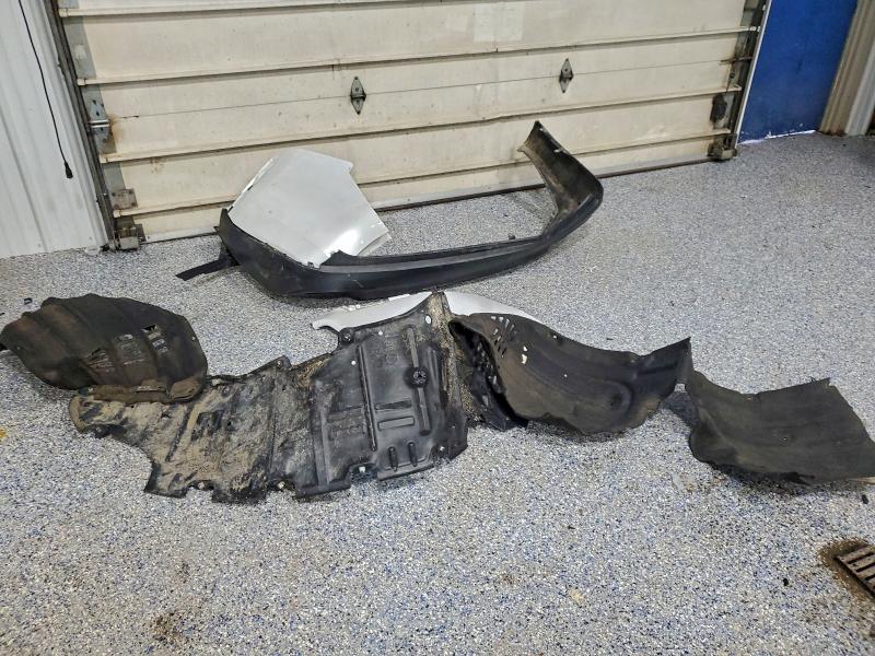 TOYOTA GRAND HIGH 2024 VIN 5TDAAAB50RS051976